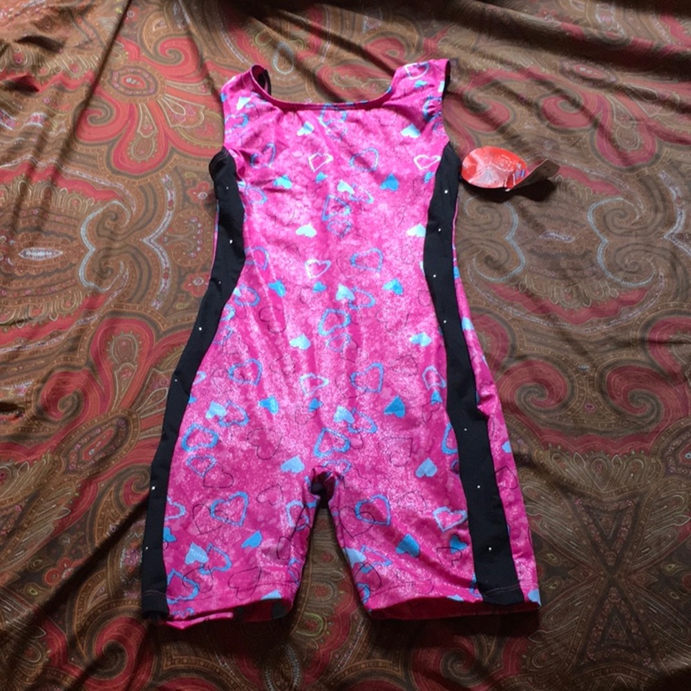 *NWT* Girls Danskin Performative Bodysuit